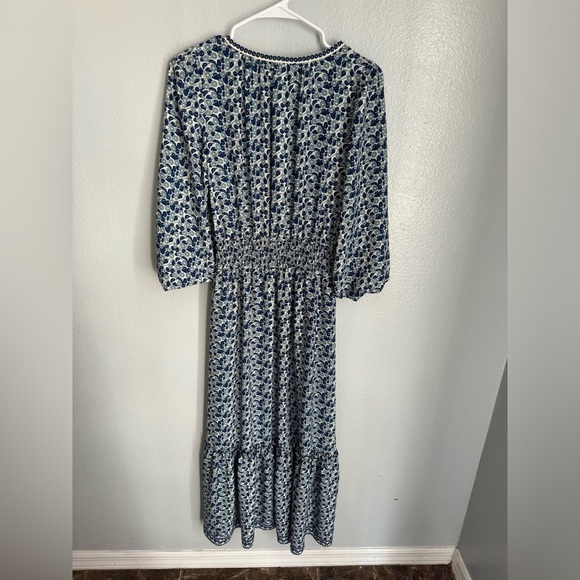 Max Studio Blue and White Floral Dress Size Small - Picture 3 of 9